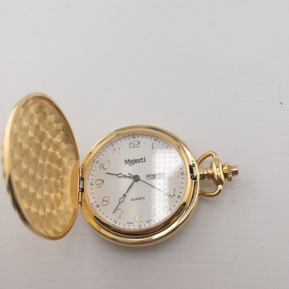 Majesti‎ Gold Tone Pocket Watch - Picture 5 of 6
